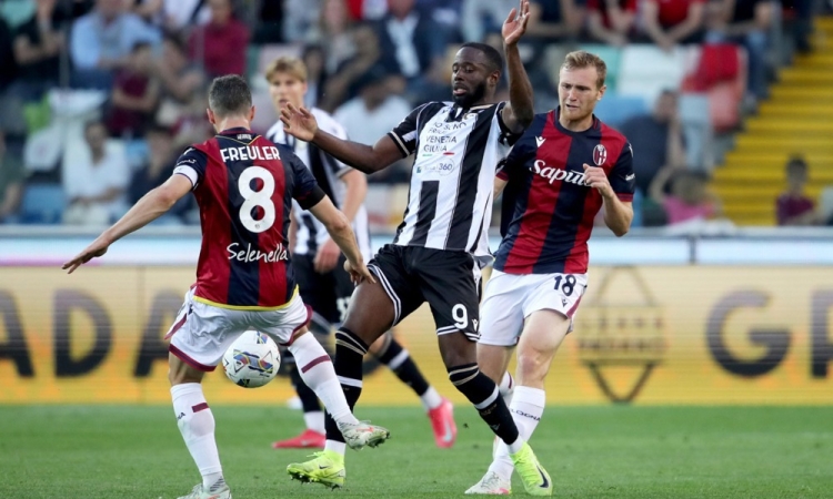 Udinese do točke proti Bologni