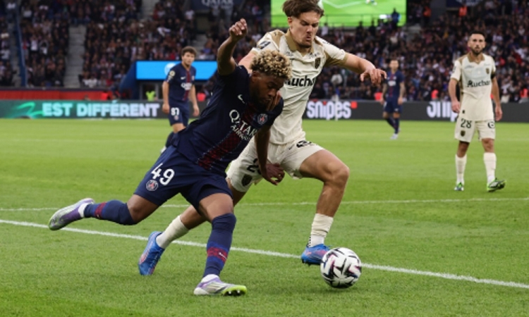 PSG po dveh golih Barcolaja še vedno stoodstoten