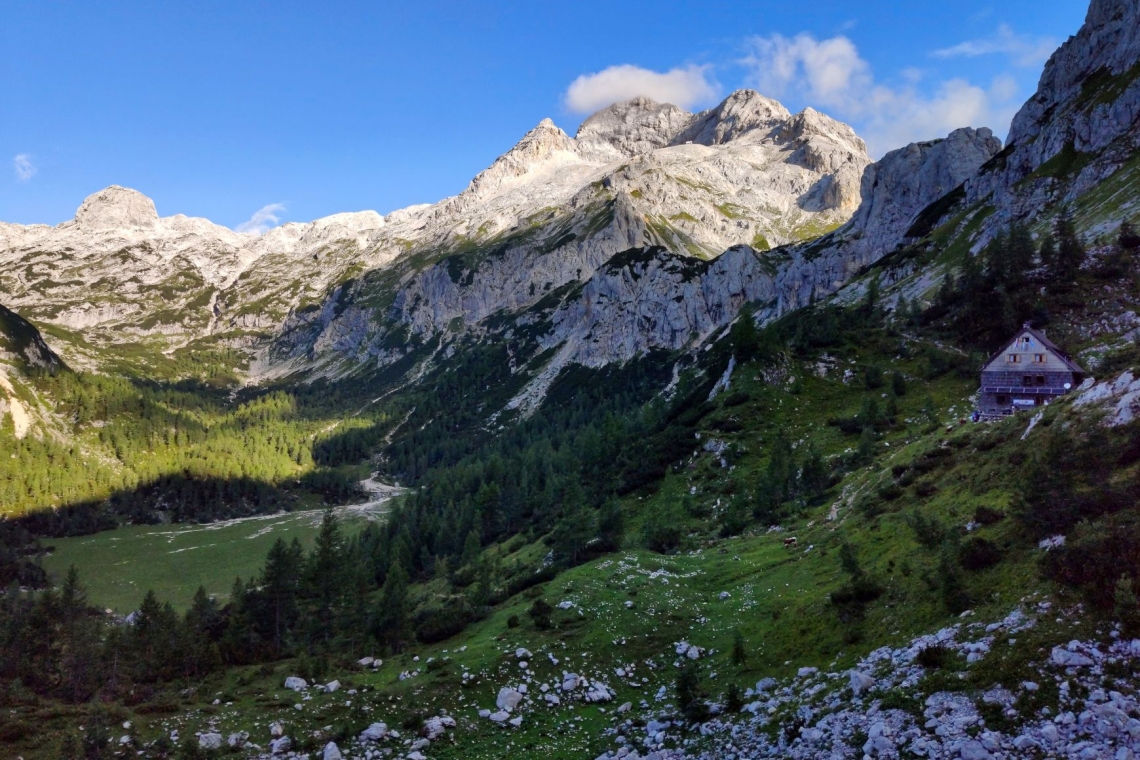 Jesenski večeri raziskovanja narave in zgodovine v Infocentru Triglavska roža Bled